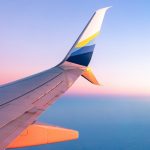 Airplane wing